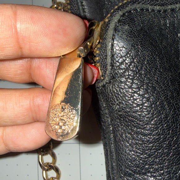 Vince Camuto Lizel Convertible Leather Black Textured Shoulder/Crossbody Bag - Picture 16 of 16